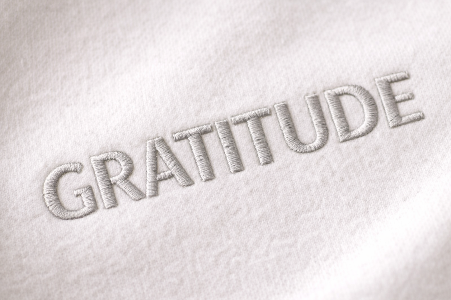 Sudadera Bordada GRATITUDE